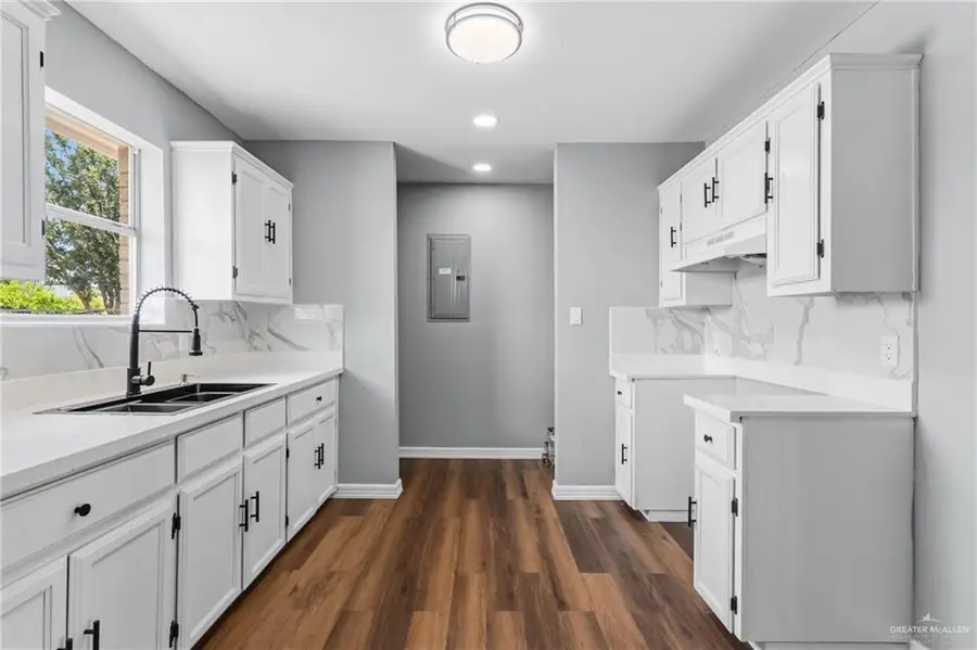 804 W Falcon Avenue, Pharr, TX 78577 - #3