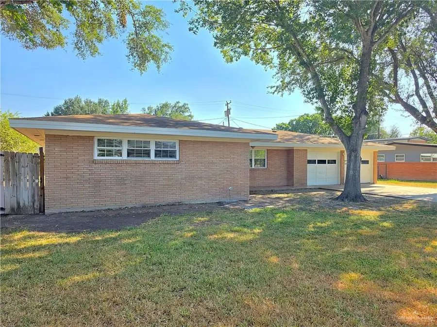 1613 W Fern Avenue, McAllen, TX 78501 - #2