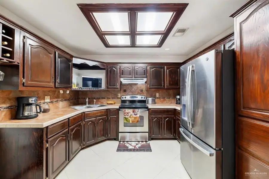2306 Flores Drive, Mission, TX 78574 - #2