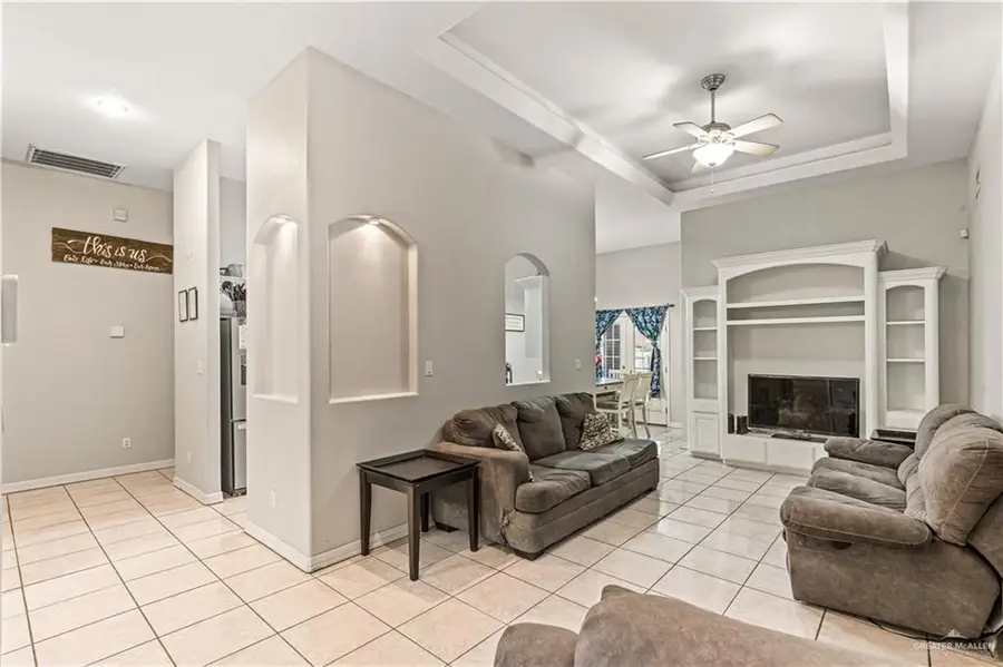 8023 N 27th Lane, McAllen, TX 78504 - #2