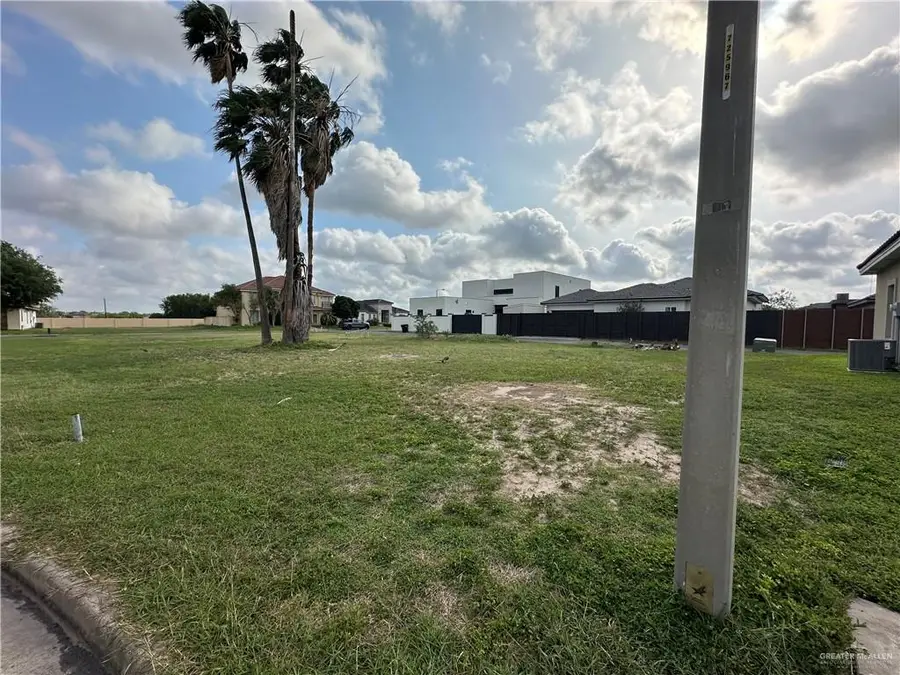 1013 E Covina Avenue, McAllen, TX 78503 - #3