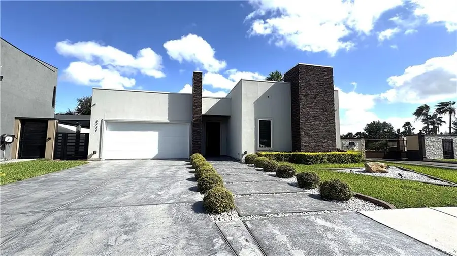 3721 E Lincoln Avenue, Mission, TX 78573 - #2