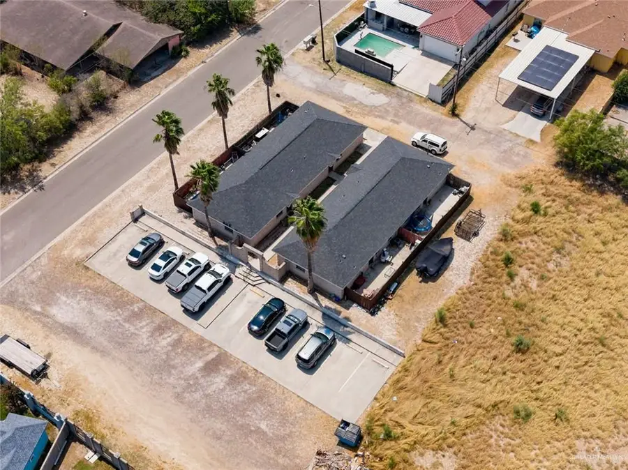 401 J.c. Ramirez Avenue, Roma, TX 78584 - #3