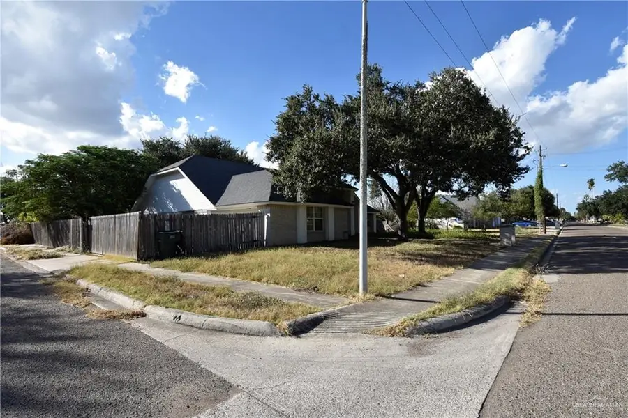 1308 S Lincoln Avenue, San Juan, TX 78589 - #2