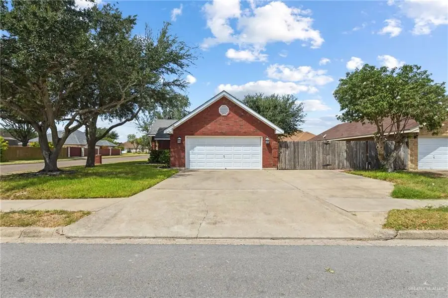 4700 Kendlewood Avenue, McAllen, TX 78501 - #3