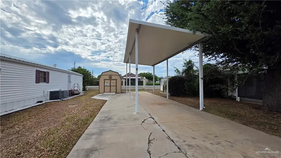 2524 Bobolink Circle W, Palmview, TX 78572 - #3