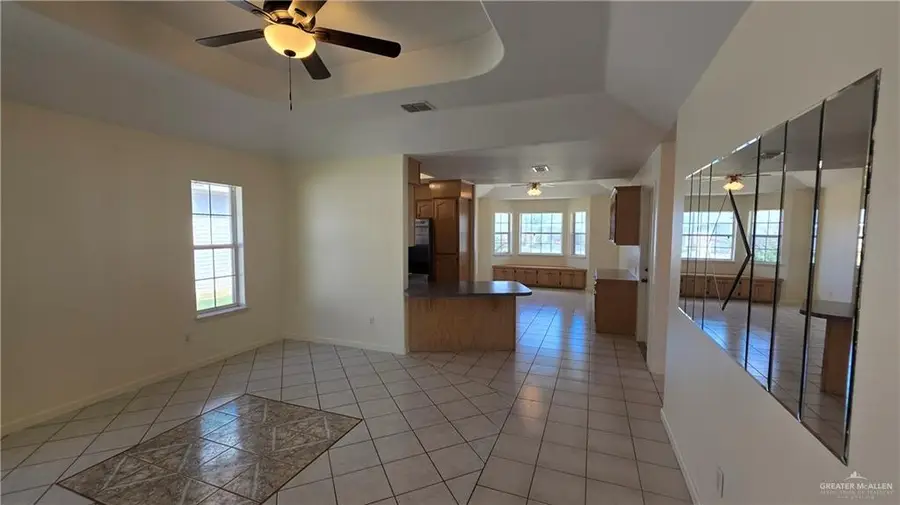 2130 Green Gate Circle E, Palmview, TX 78572 - #2