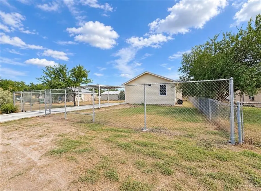 709 E De Soto Avenue, Alamo, TX 78516 - #2
