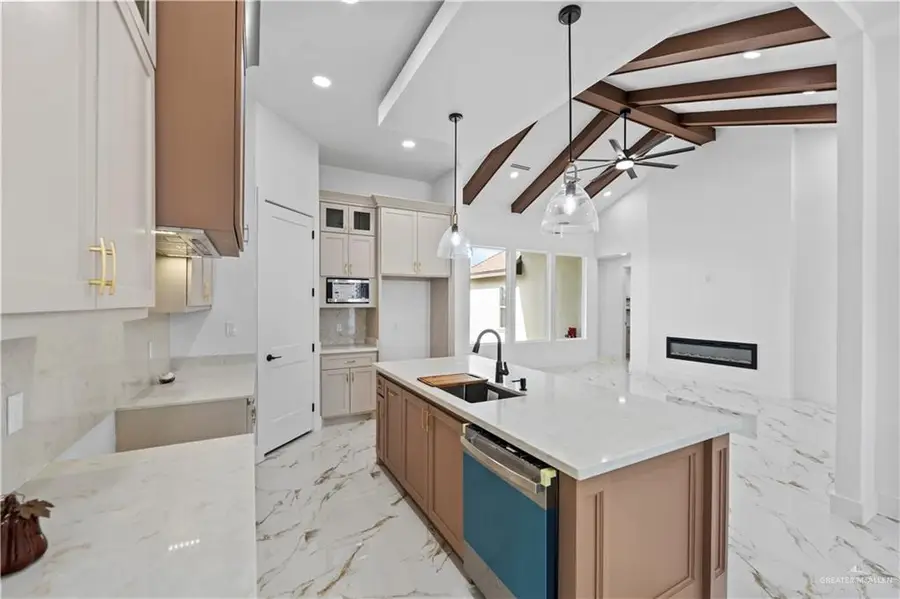 2604 E Conroe Road, Edinburg, TX 78542 - #3