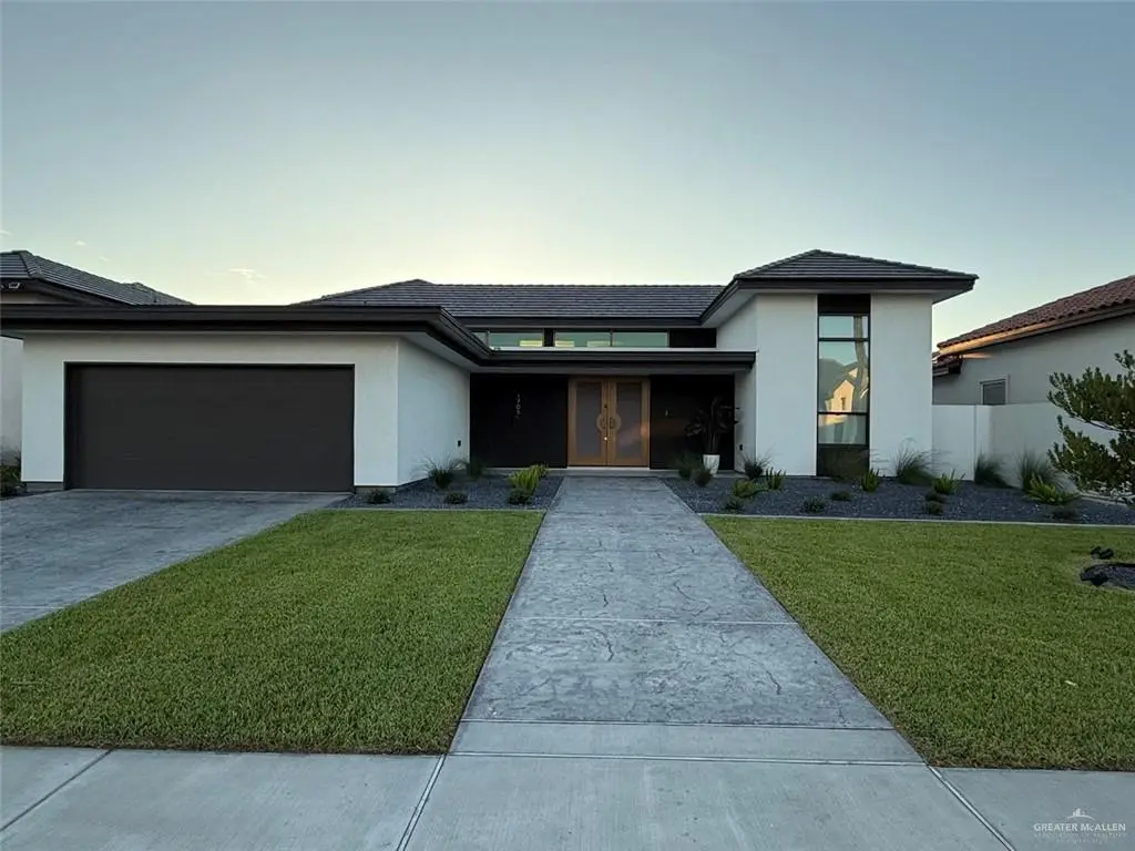 1705 S Queen Street, Edinburg, TX 78539 - #1