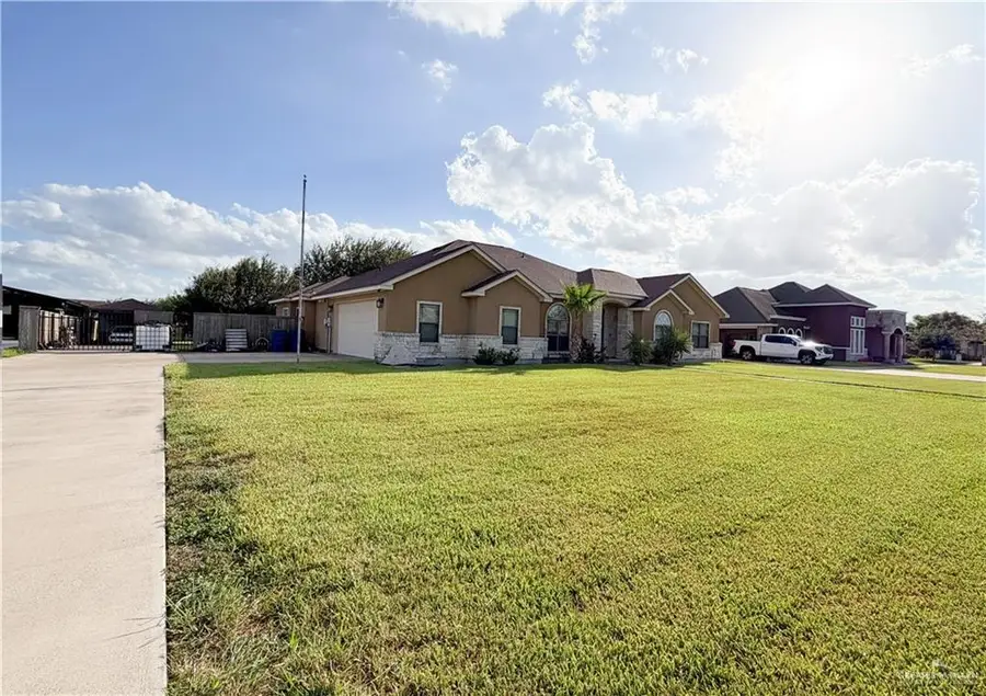5604 E Curry Road E, Edinburg, TX 78542 - #3