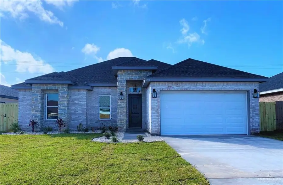 2710 E Bella Vista Avenue, Palmhurst, TX 78573 - #2