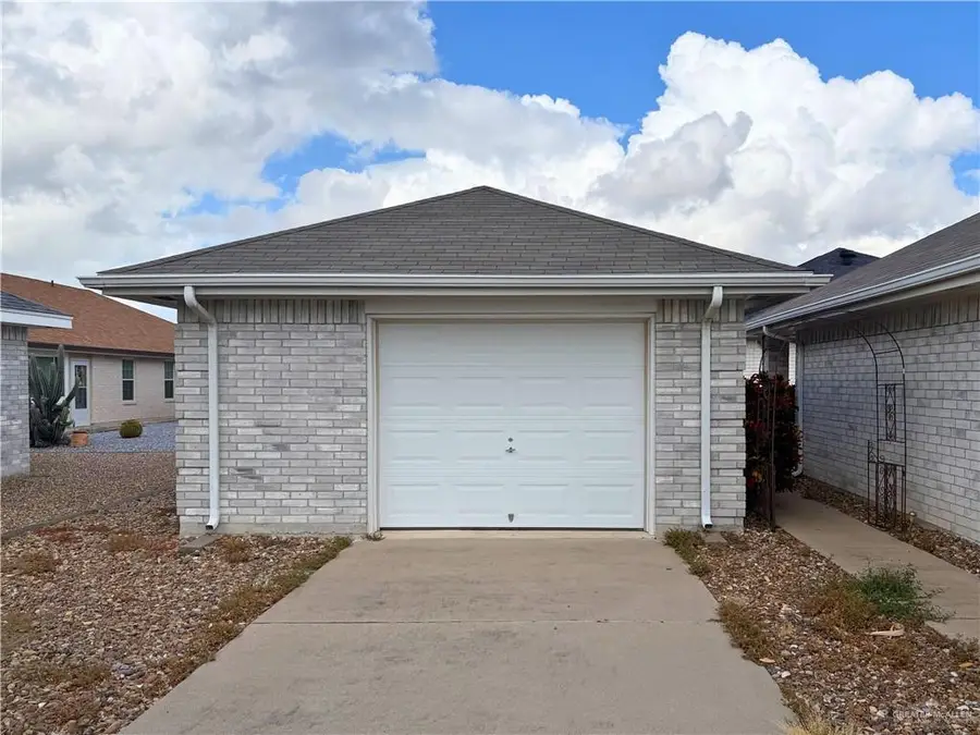 106 Jupiter Street, Mission, TX 78572 - #3