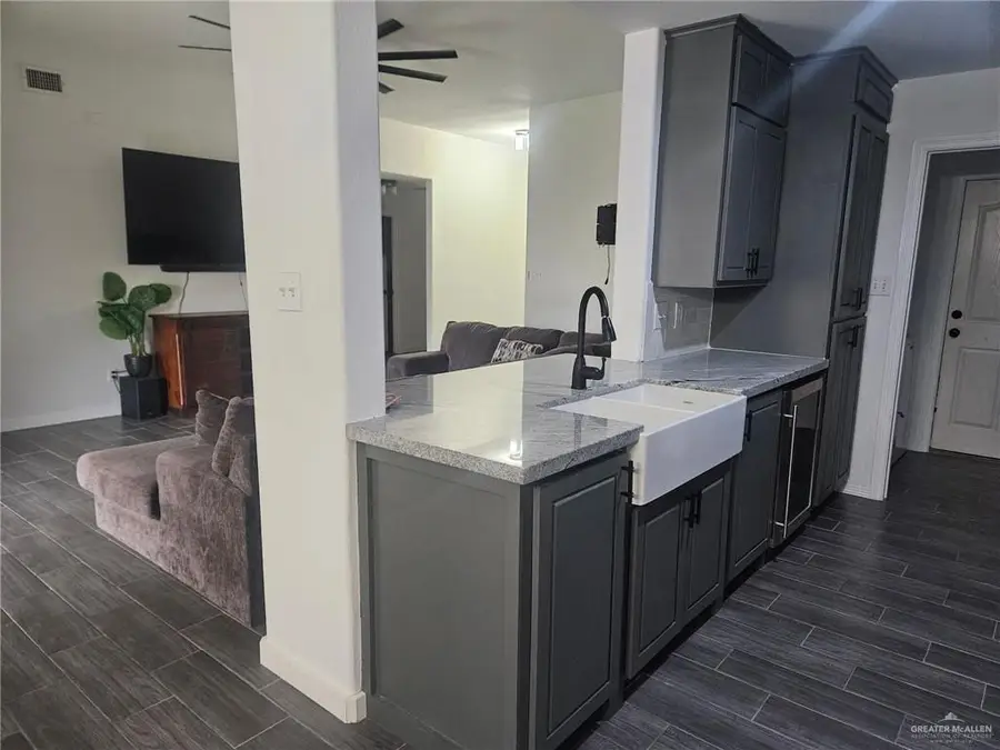 2701 Quamasia Avenue, McAllen, TX 78504 - #2