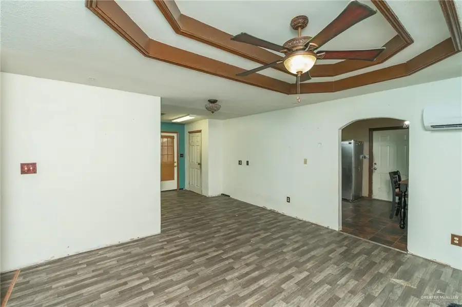 206 S Beto Garcia Drive, Weslaco, TX 78599 - #3