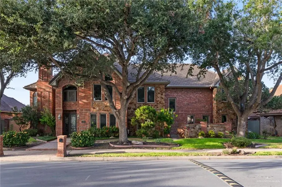 112 Cardinal Avenue, McAllen, TX 78504 - #3