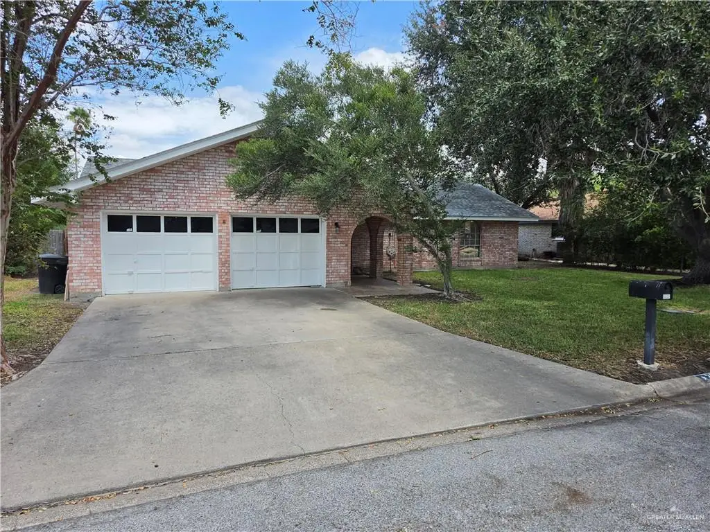 2712 W Fern Avenue, McAllen, TX 78501 - #1