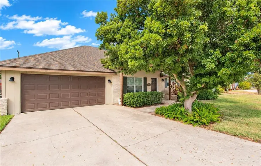 1208 W Gardenia Avenue, McAllen, TX 78501 - #2