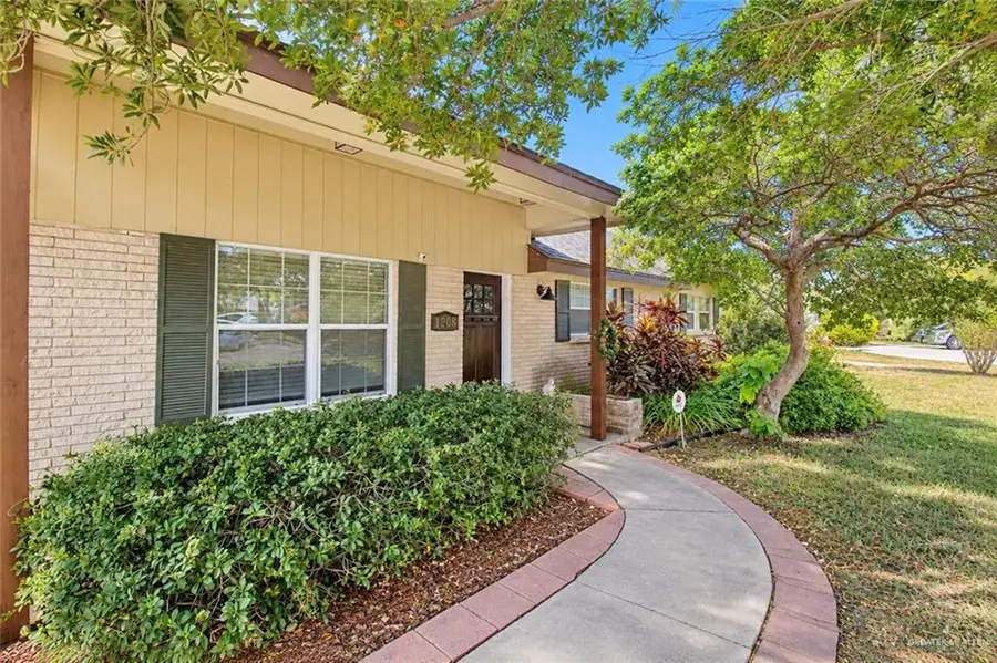 1208 W Gardenia Avenue, McAllen, TX 78501 - #3