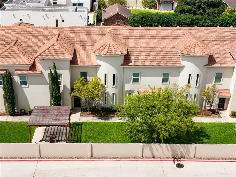 1413 E Keeton Avenue #20, McAllen, TX 78503 - #2