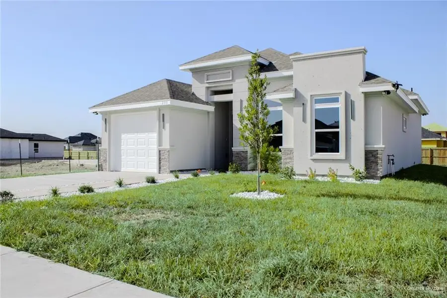 2311 E Sabinal Avenue, Hidalgo, TX 78557 - #3