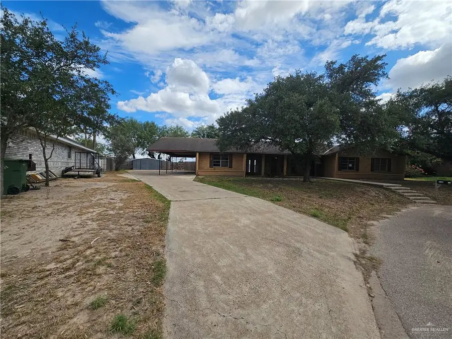 330 Oak Street, Rio Grande City, TX 78582 - #2