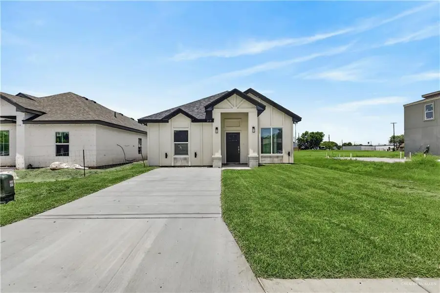 209 S 17th Street, Donna, TX 78537 - #2