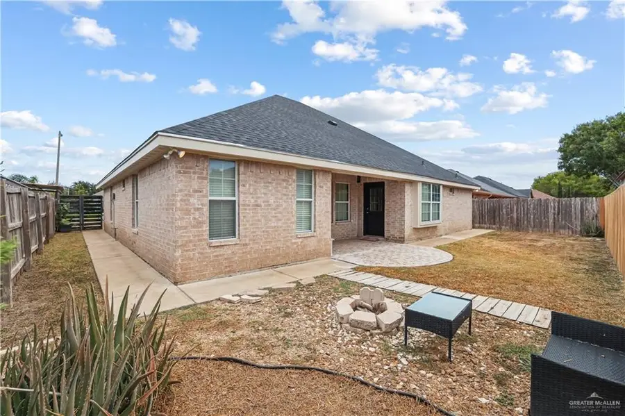 803 Grosbeak Avenue, Pharr, TX 78577 - #2