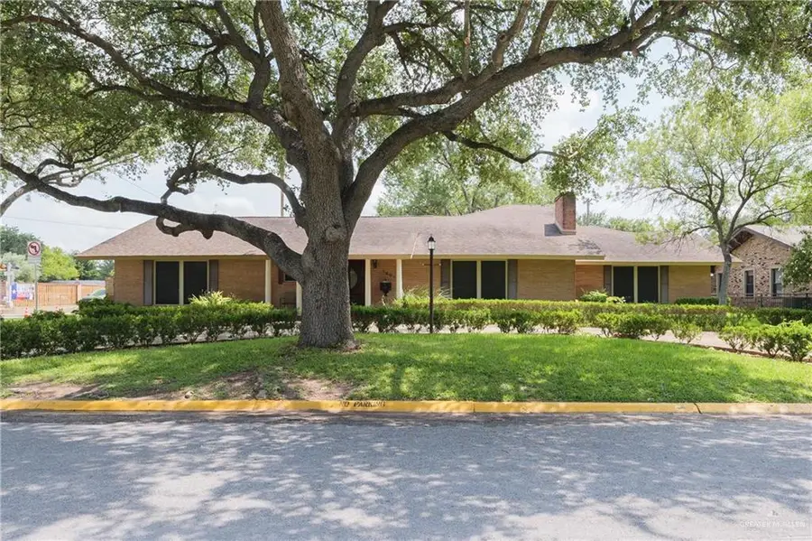 1401 Larkspur Avenue, McAllen, TX 78501 - #3
