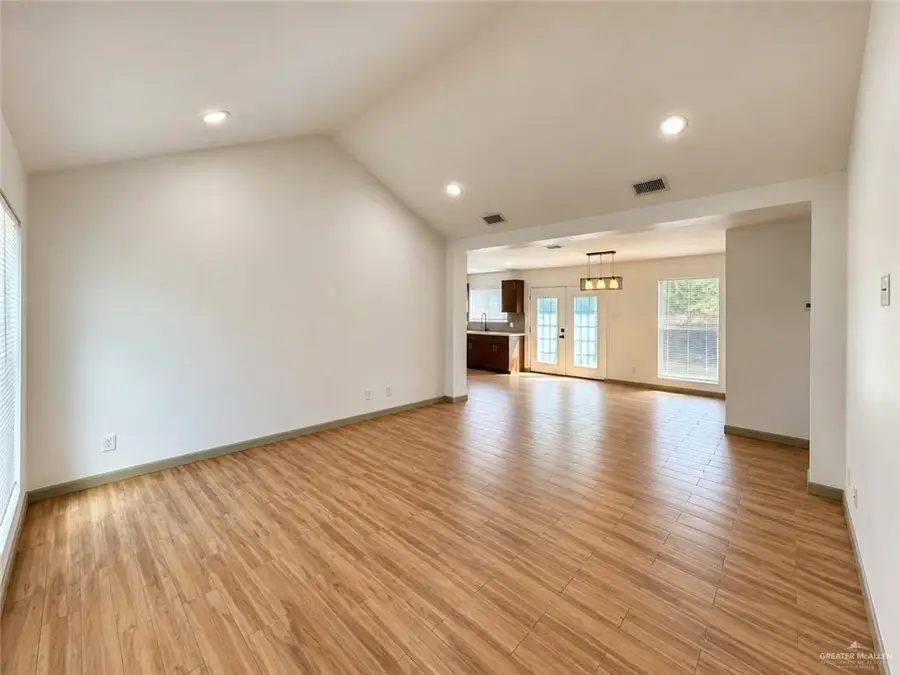 3605 Yucca Avenue, McAllen, TX 78504 - #2