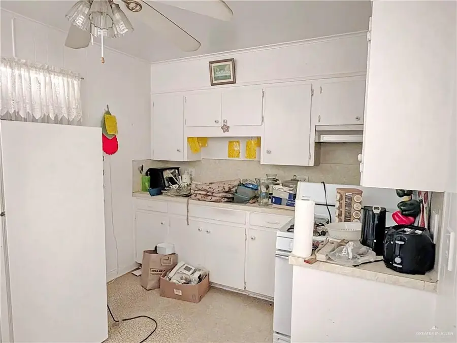 4 W Los Ebanos Boulevard, Brownsville, TX 78520 - #3