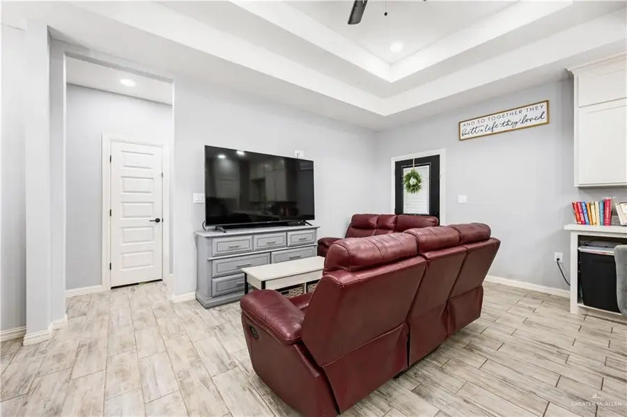 806 S Reynolds Road, Rio Hondo, TX 78583 - #3