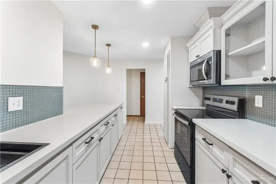 2701 N 28 1/2 Street, McAllen, TX 78501 - #3