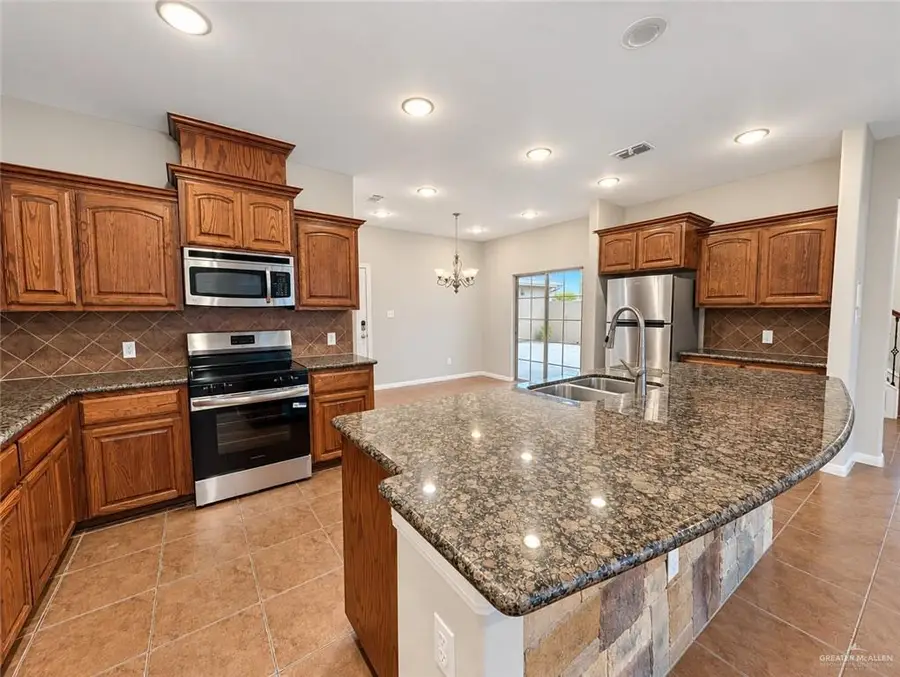 3707 Green Jay Drive, Mission, TX 78572 - #3