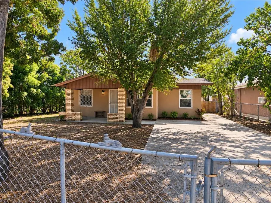 201 Carolina Avenue, Mission, TX 78572 - #2