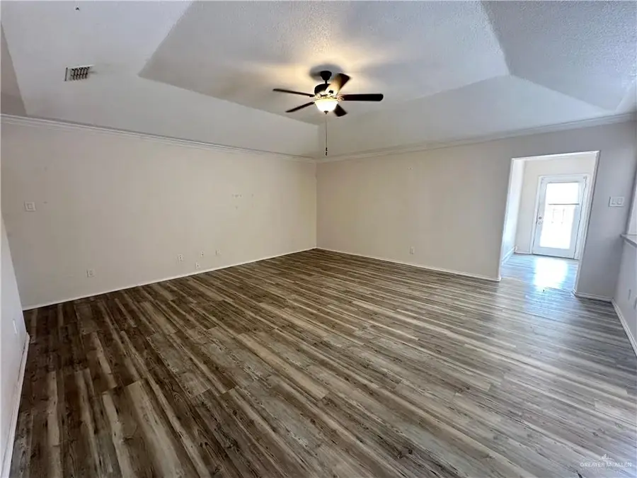 1301 Quail Avenue, McAllen, TX 78504 - #2