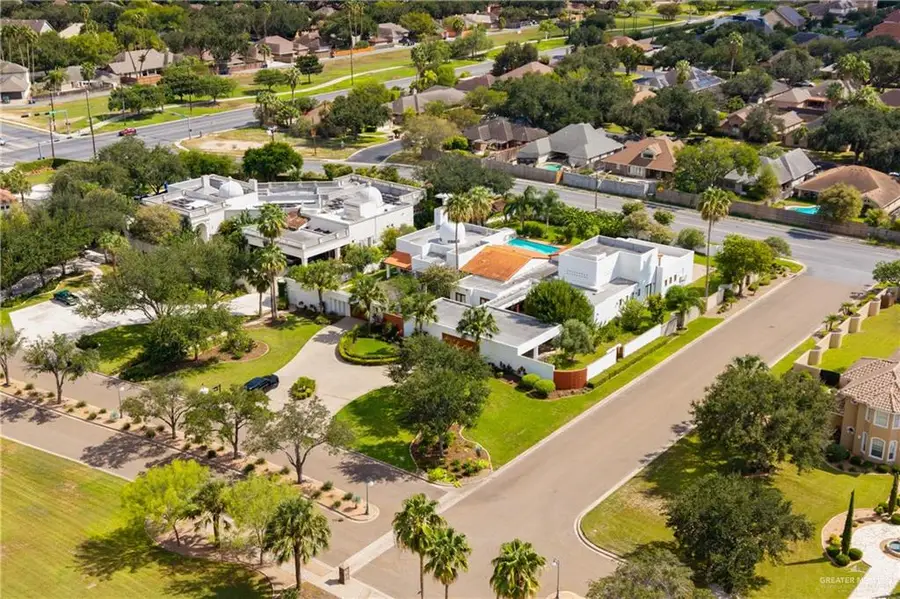 323 Nightingale Avenue, McAllen, TX 78504 - #2