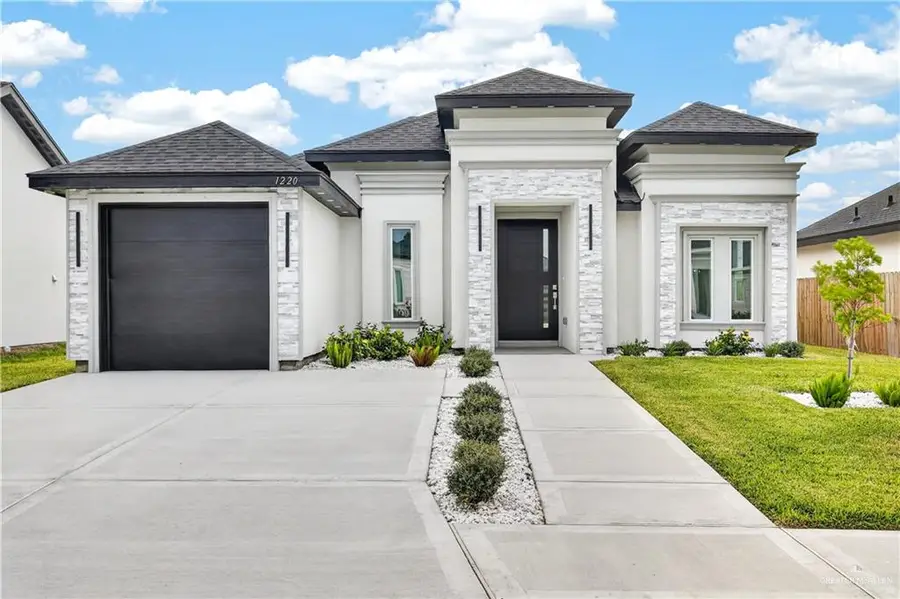 1220 E Evergreen Avenue, San Juan, TX 78589 - #2