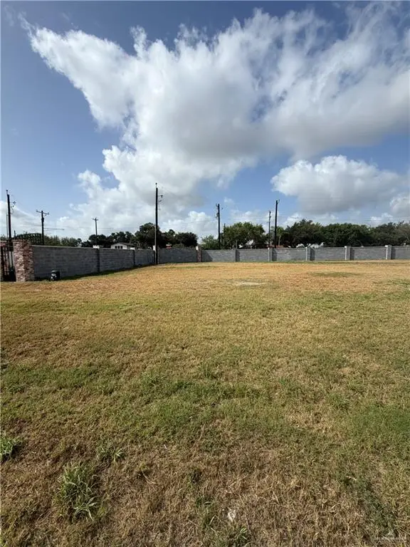 001 Baylor Avenue, McAllen, TX 78504 - #2