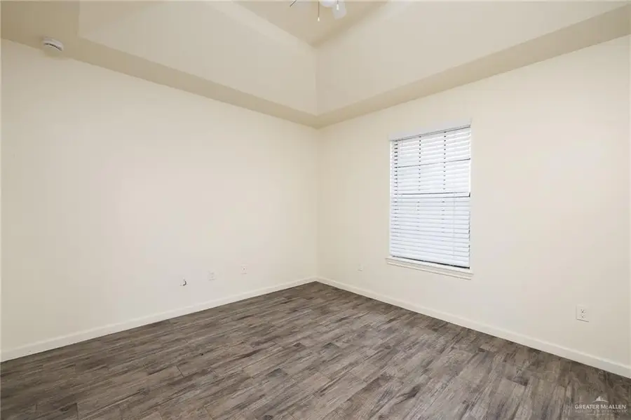 5033 Ibis Avenue, McAllen, TX 78504 - #3