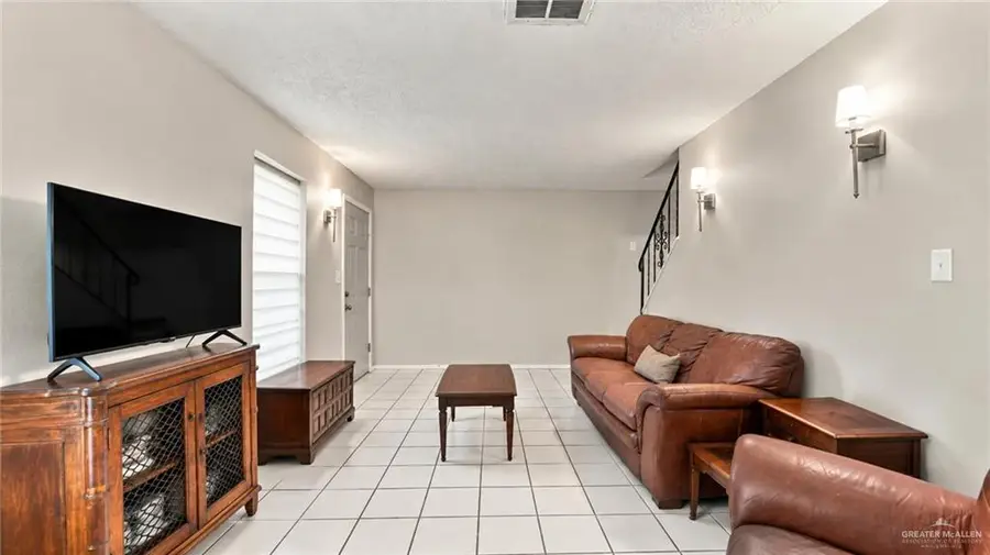 125 W Tamarack Avenue, McAllen, TX 78501 - #3