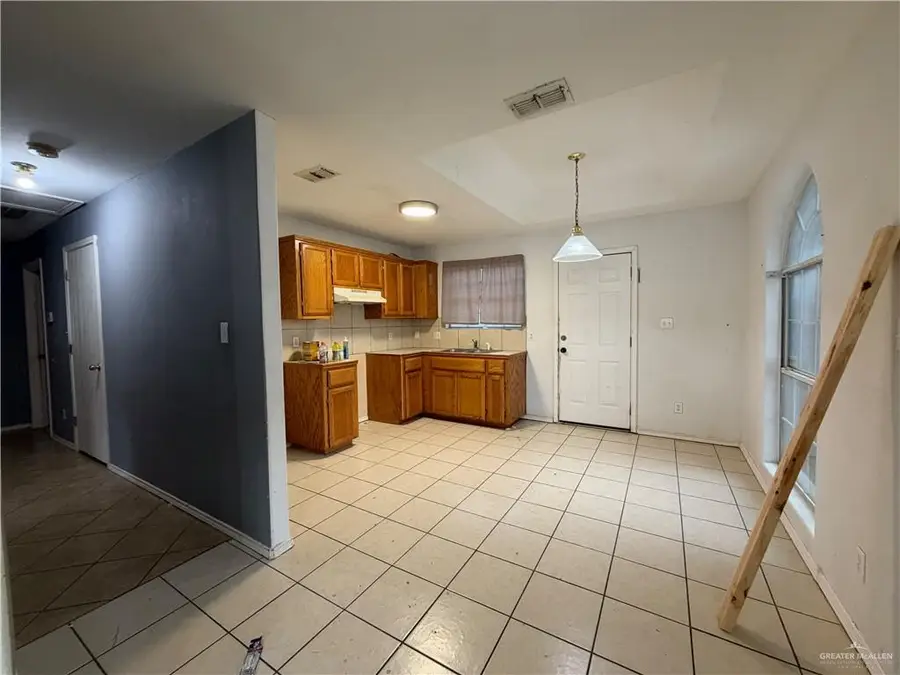 1016 Chicago, Edinburg, TX 78541 - #3