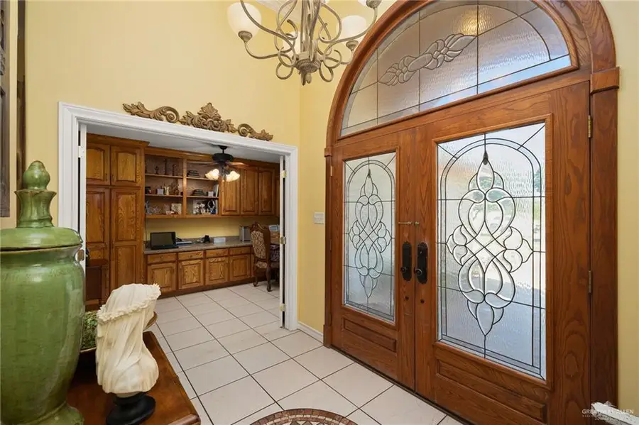 405 Anaqua Drive, Rio Grande City, TX 78582 - #2