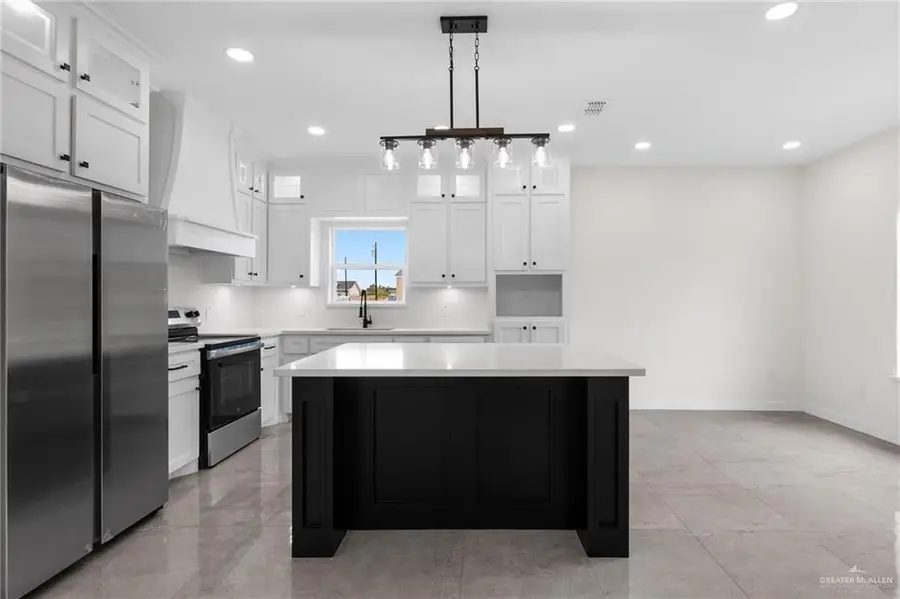 2273 Via Roma, Weslaco, TX 78596 - #2