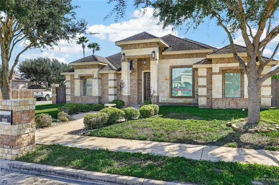 2624 April Avenue, Edinburg, TX 78541 - #3