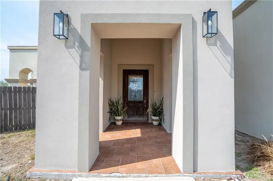 1104 Frio Street, Mission, TX 78572 - #3