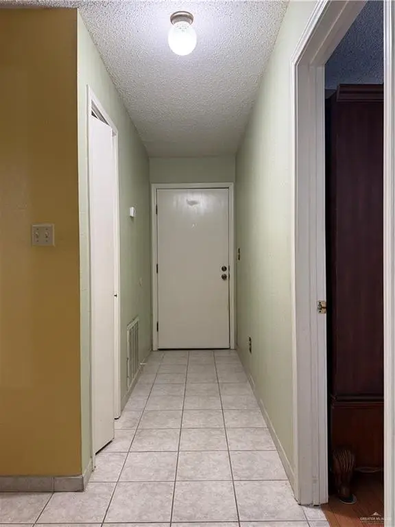 100 E Yuma Avenue #31, McAllen, TX 78503 - #3