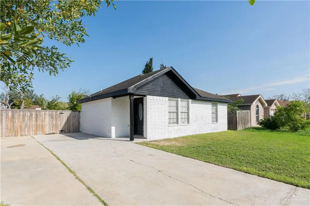 808 W Blue Jay Avenue, Pharr, TX 78577 - #1