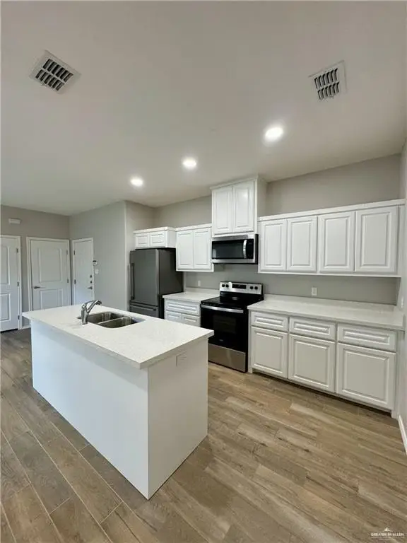 6802 N 56th Lane, McAllen, TX 78504 - #2
