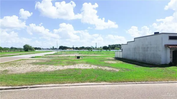 3805 Santo Cielo Street, Weslaco, TX 78596